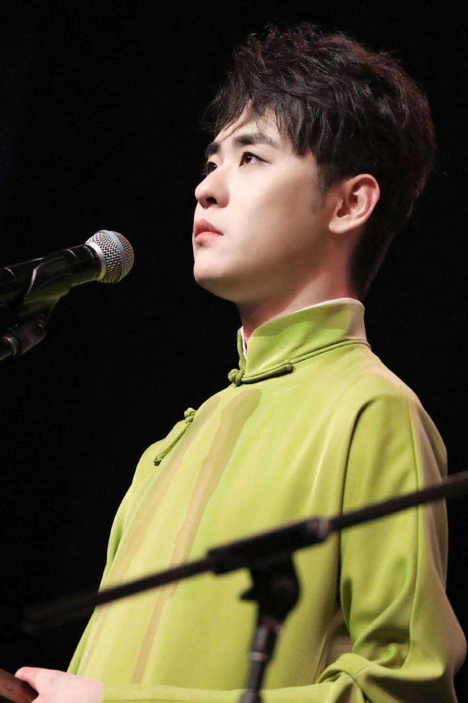 1582027544256296.jpg 张云雷2.jpg
